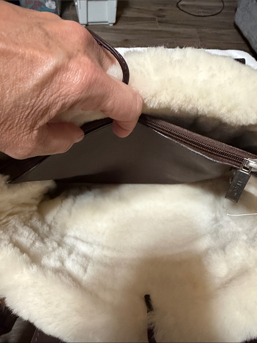 UGG Australia Tote Bag Fur Trimmed, Cream Color Suede w/ Brown Leather Front - Picture 4 of 10